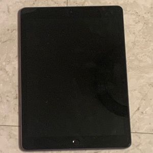Apple Ipad 6th gen